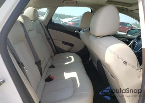 2016 Buick Verano Convenience z USA, uszkodzony, nr VIN 1G4PR5SK9G4105313